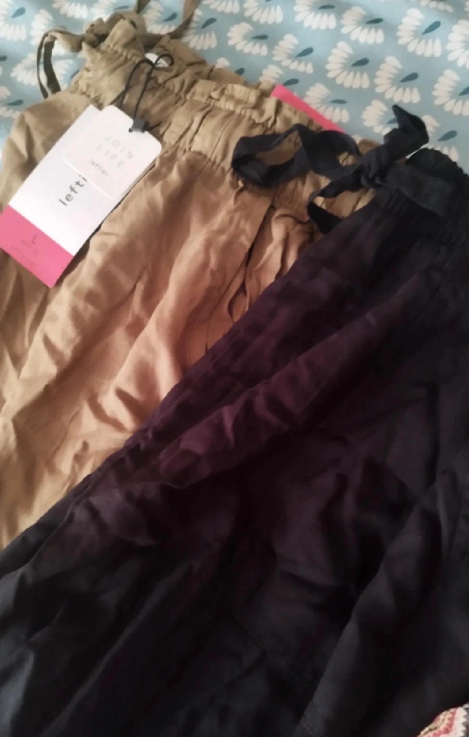 Lot de trois pantalons amples et légers taille 40/L – photo 3